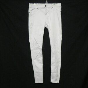 RIO DENIM | large | Classic White Slim Fit Denim / Jeans